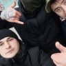 Что падает с большого подарка в расте. Смотреть фото Что падает с большого подарка в расте. Смотреть картинку Что падает с большого подарка в расте. Картинка про Что падает с большого подарка в расте. Фото Что падает с большого подарка в расте